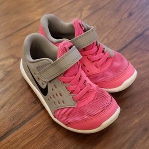 Size 9c girls Nikes